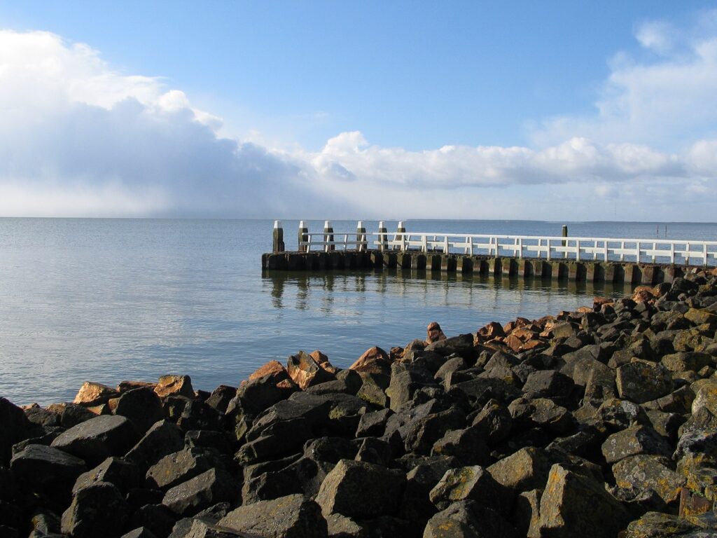 afsluitdijk